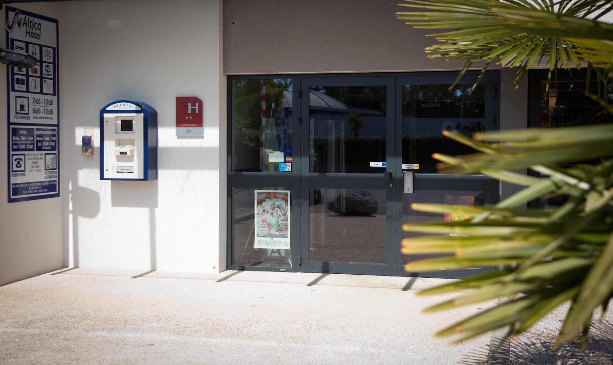 B&B Hotel Pau Zenith Exterior photo